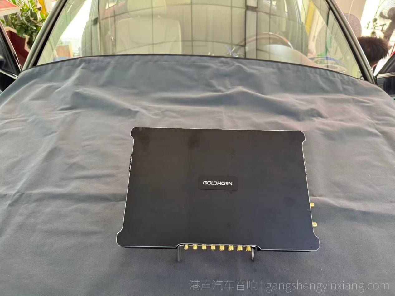 贵港港声汽车音响，大众帕萨特升级配置，汽车音响改装施工记录